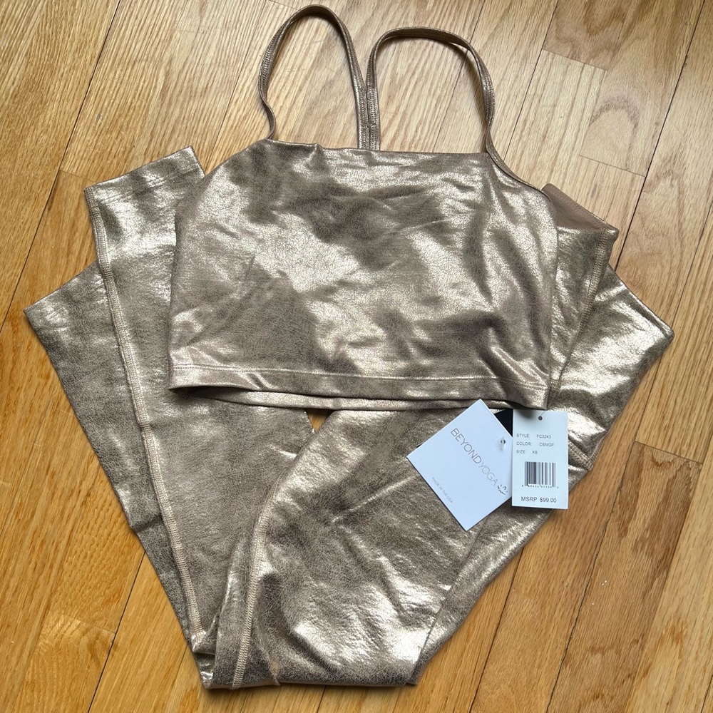 COPY - Gold Metallic Yoga Set size XS